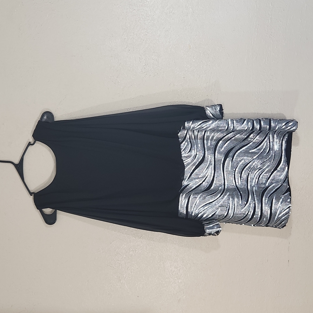 Cache Black/Silver Sequined Cold Shoulder Dress SZ 14